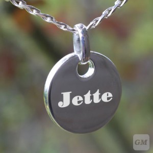Kettenanhaenger mit gravierten Namen Jette