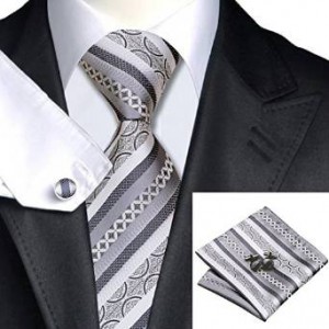 Krawatte in silber grau 