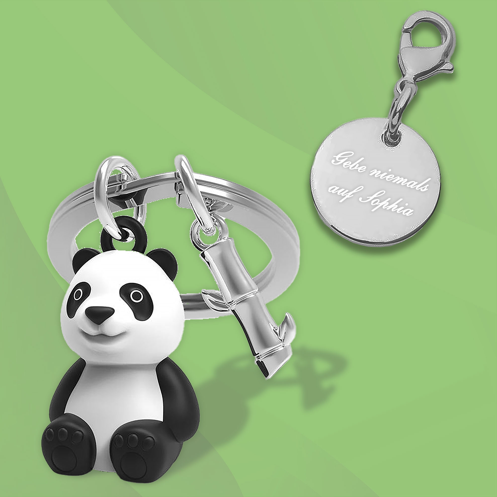 Schlüsselanhänger Panda mit Bambusanhänger und persönlicher Gravur