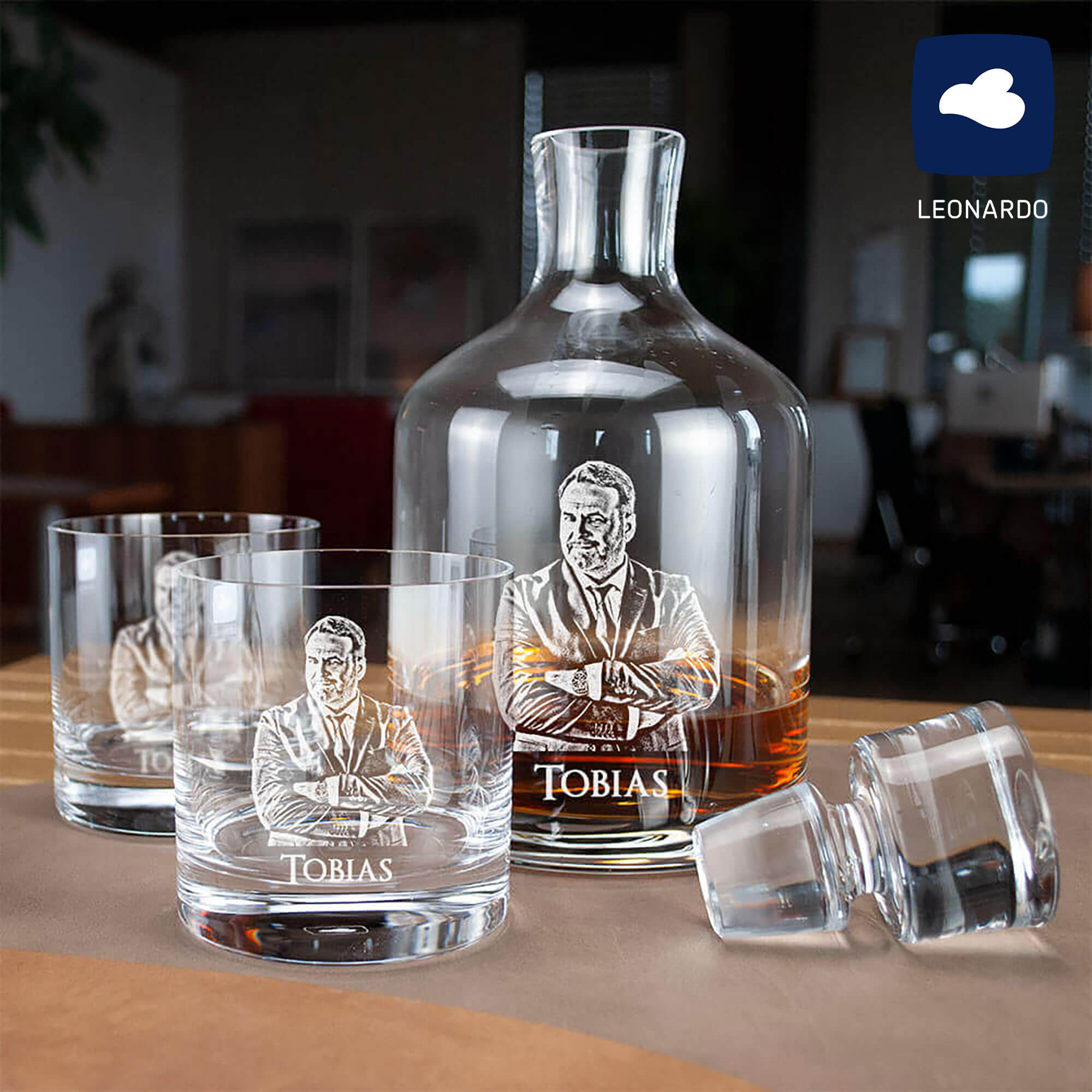 LEONARDO Whisky Dekanter Set mit Gläsern und Fotogravur