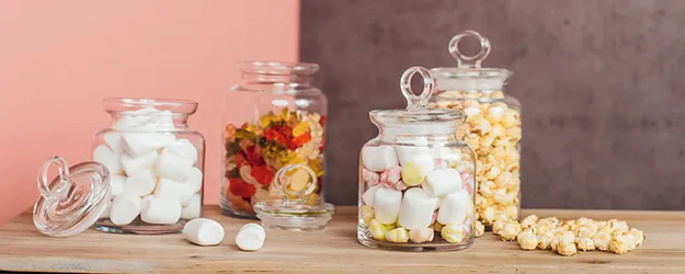 Vorratsglas mit Süßigkeiten  Moodbild