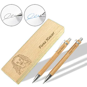 Schreibset aus Buchenholz mit Druckbleistift und Kugelschreiber mit Gravur als Geschenkidee